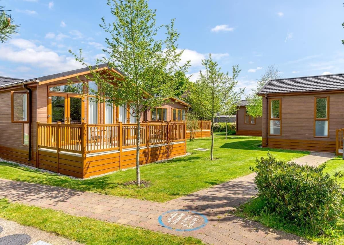 Canterbury Reach Lodge Retreat Petham 外观 照片