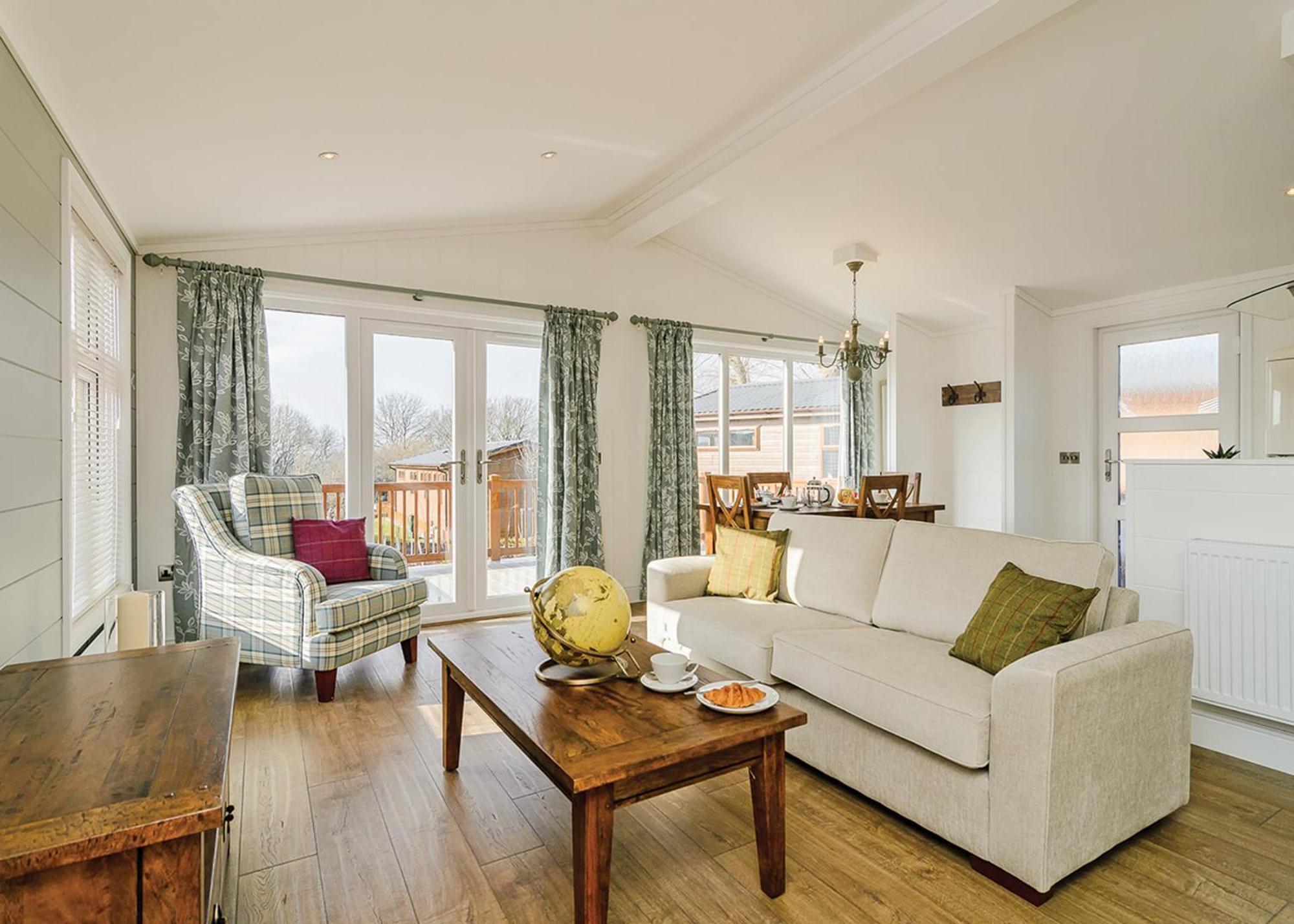 Canterbury Reach Lodge Retreat Petham 外观 照片